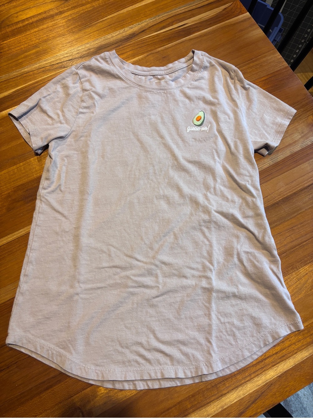 Women’s XS Old Navy Light Grey Lavender Avocado Graphic Tee